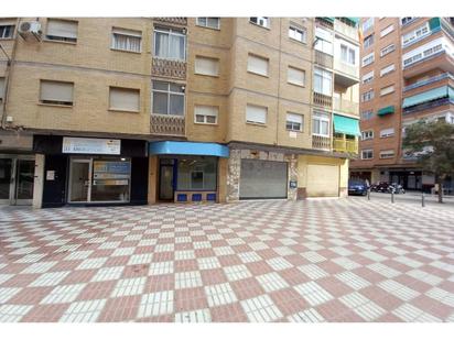 Vista exterior de Local en venda en  Granada Capital amb Aire condicionat