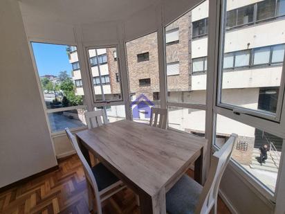 Menjador de Apartament en venda en Vigo  amb Calefacció, Parquet i Traster