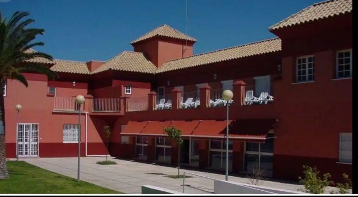 Vista exterior de Edificio en venta en El Puerto de Santa María