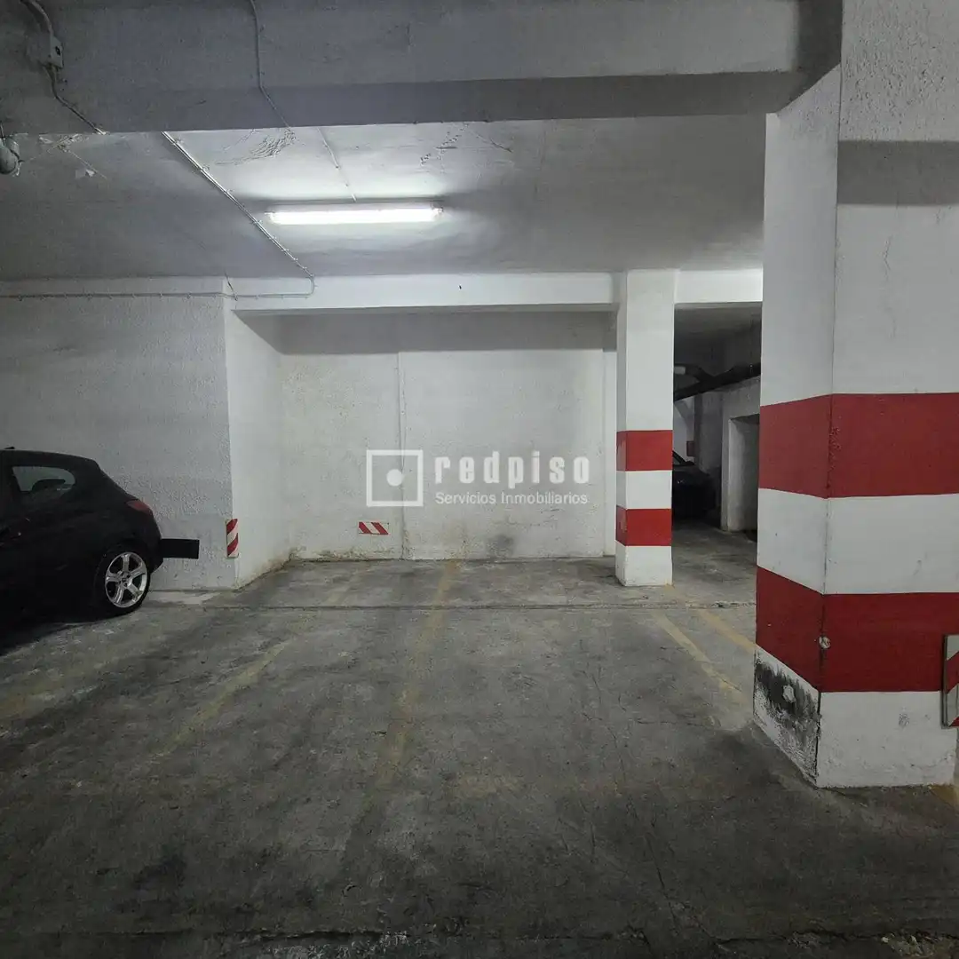 Aparcament de Garatge en venda en Sevilla