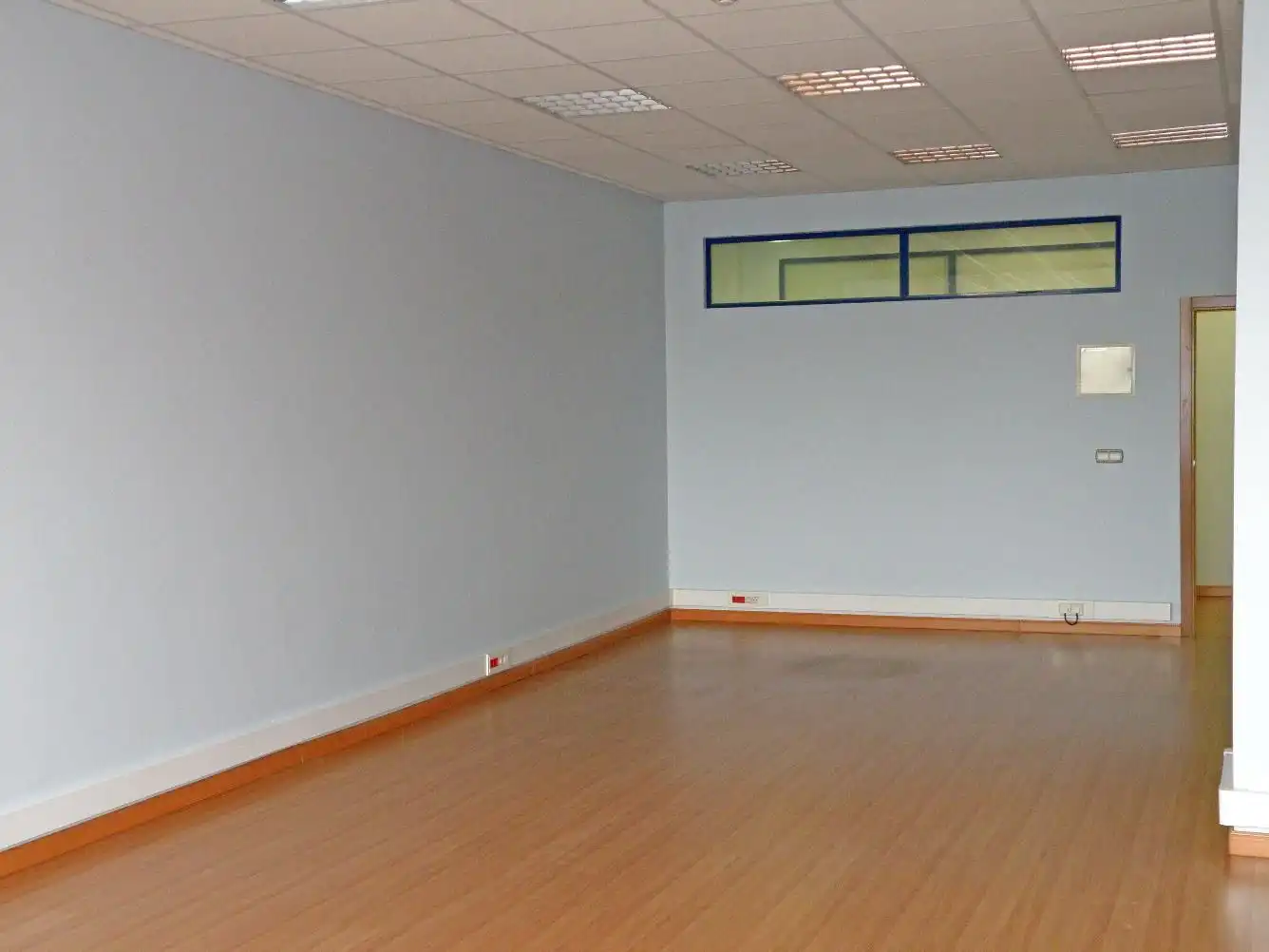 Oficina de alquiler en Coslada con Aire acondicionado, Calefacción y Trastero