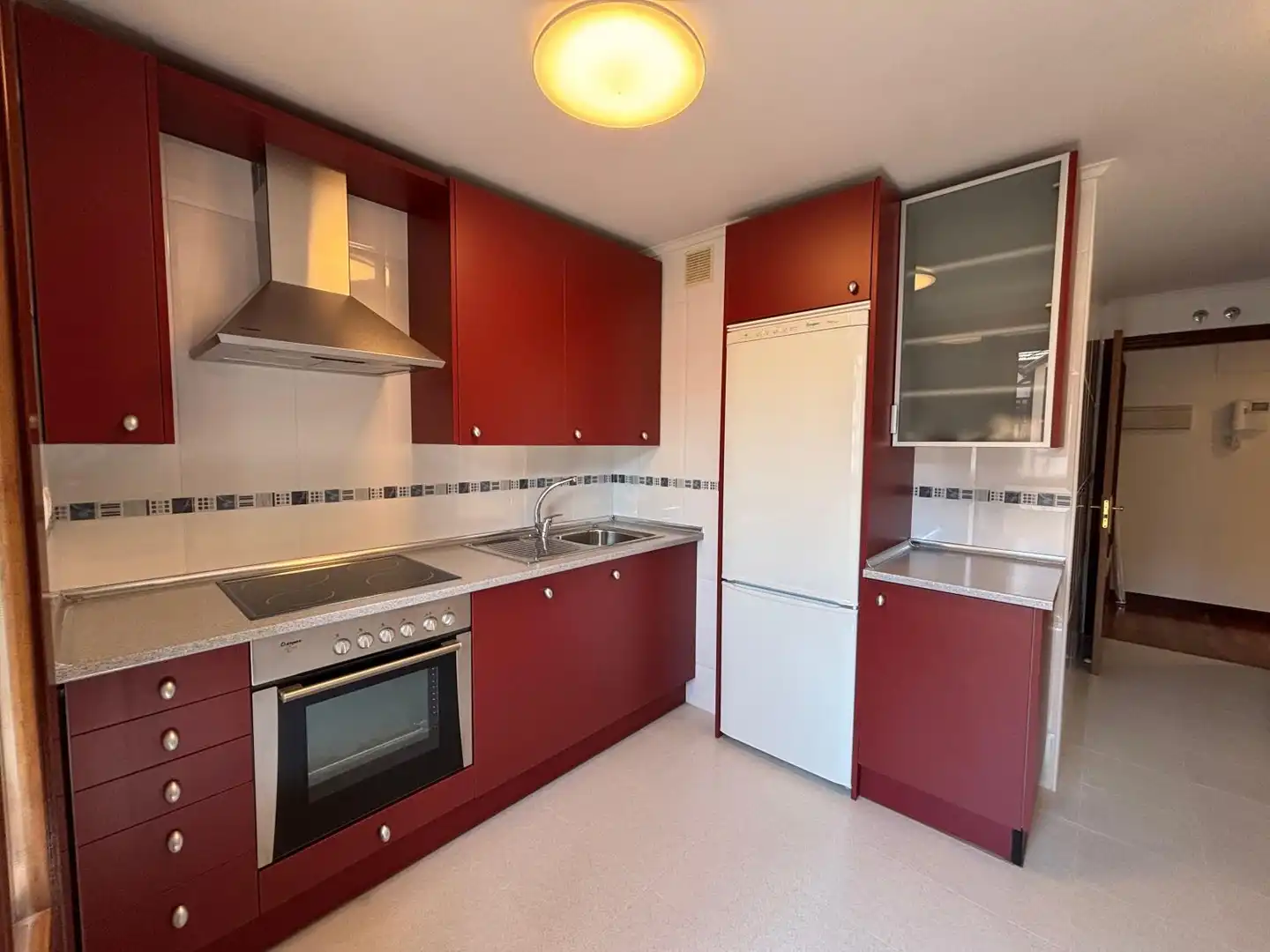 Cocina de Piso de alquiler en Balmaseda con Calefacción y Balcón