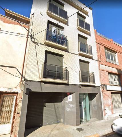 Garaje en Venta en c/ almeria en Egara