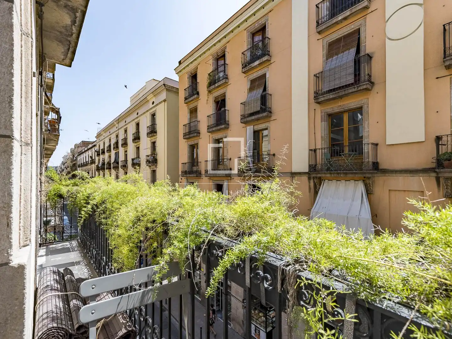 Vista exterior de Piso en venta en Barcelona con Aire acondicionado, Amueblado y Balcón