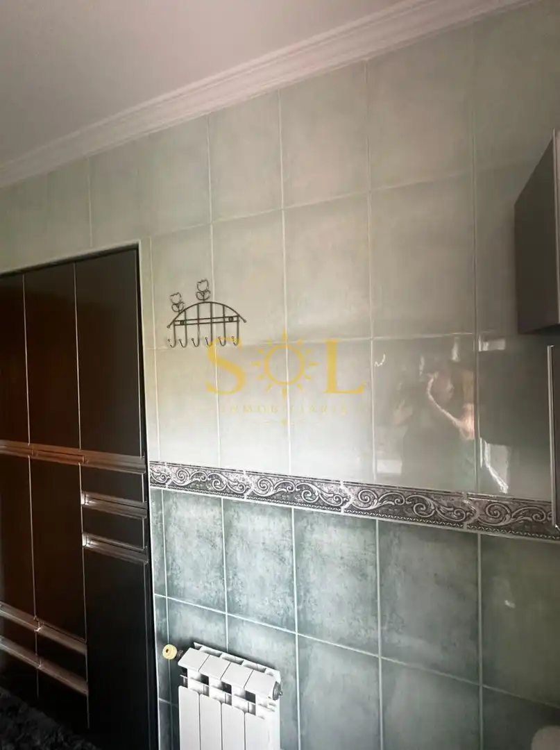 Bany de Casa o xalet en venda en León Capital  amb Calefacció, Jardí privat i Terrassa
