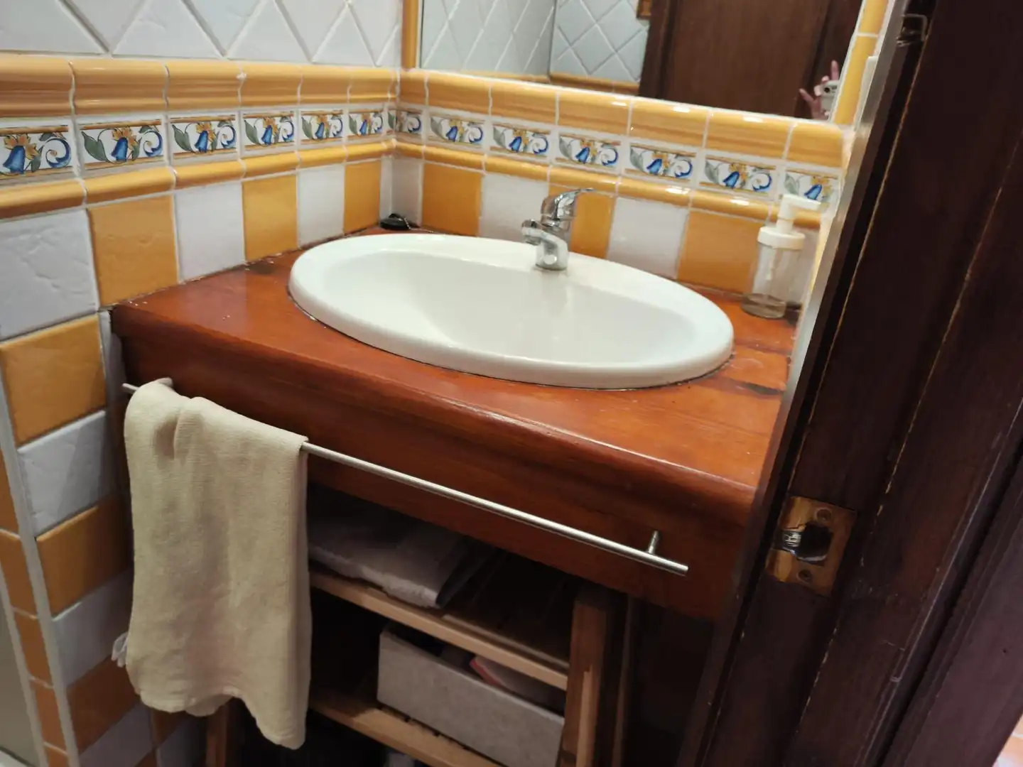 Bany de Casa o xalet de lloguer en Granada amb Calefacció, Terrassa i Moblat