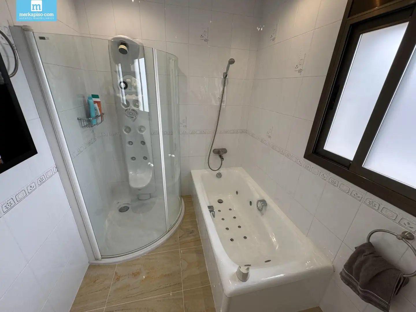 Bathroom of Houses for sale in Calafell  with Air Conditioner, Heating and Private garden
