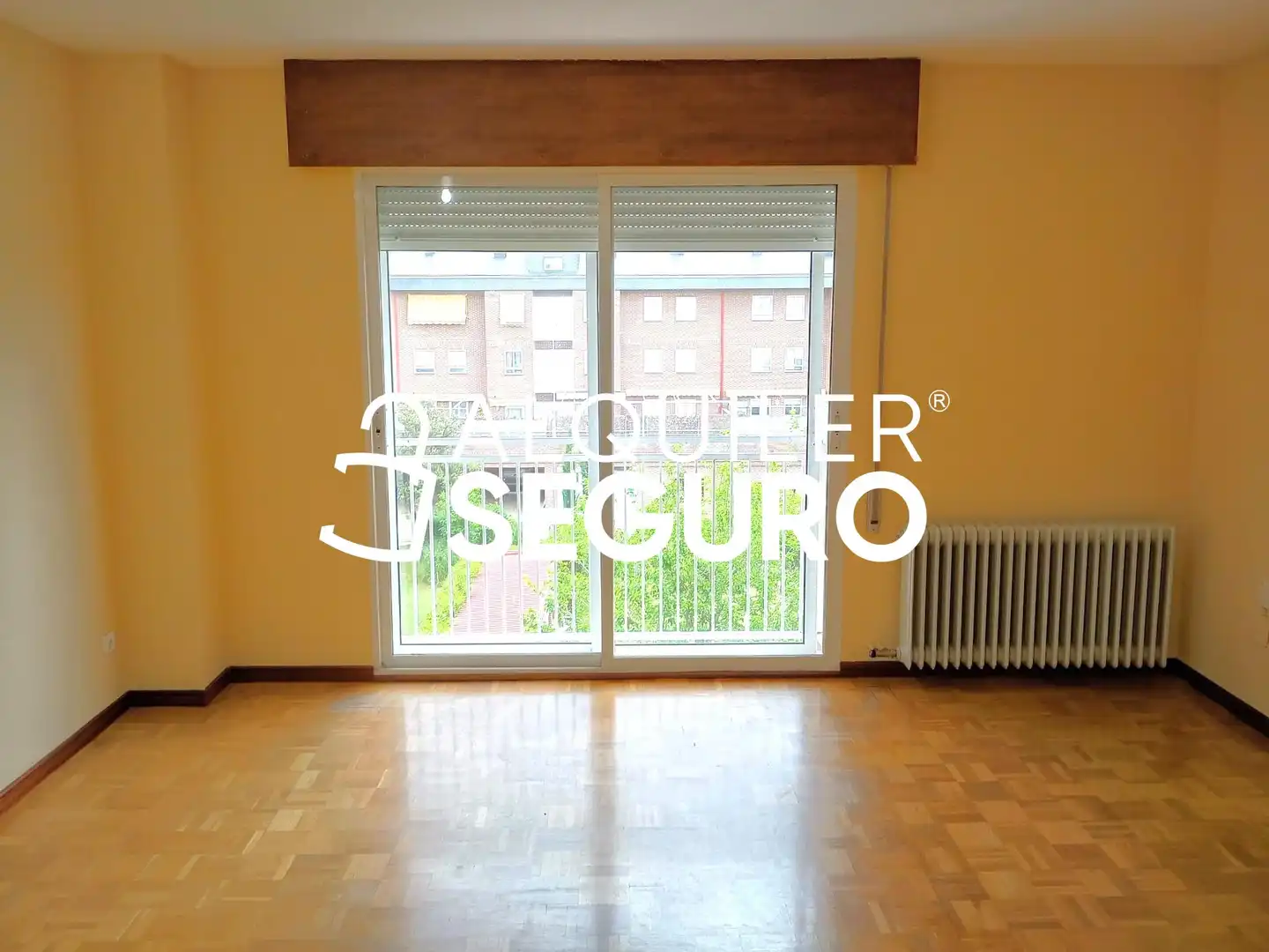 Habitación de Piso de alquiler en Valladolid con Calefacción, Trastero y Piscina