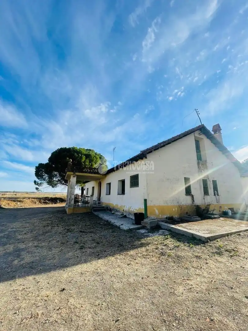 Vista exterior de Casa o xalet en venda en Seseña