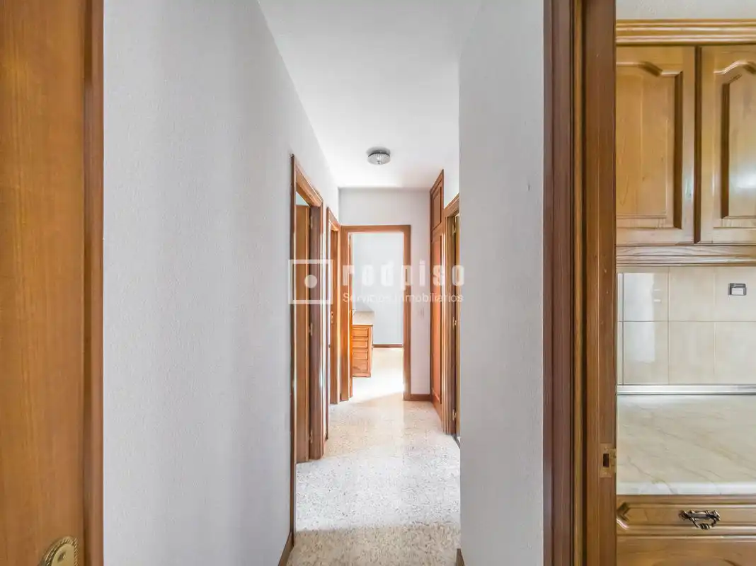 Piso en venta en Madrid con Calefacción y Jardín privado
