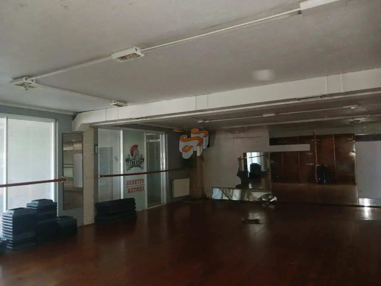Locale commerciale in vendita a Caranza, imagen 2
