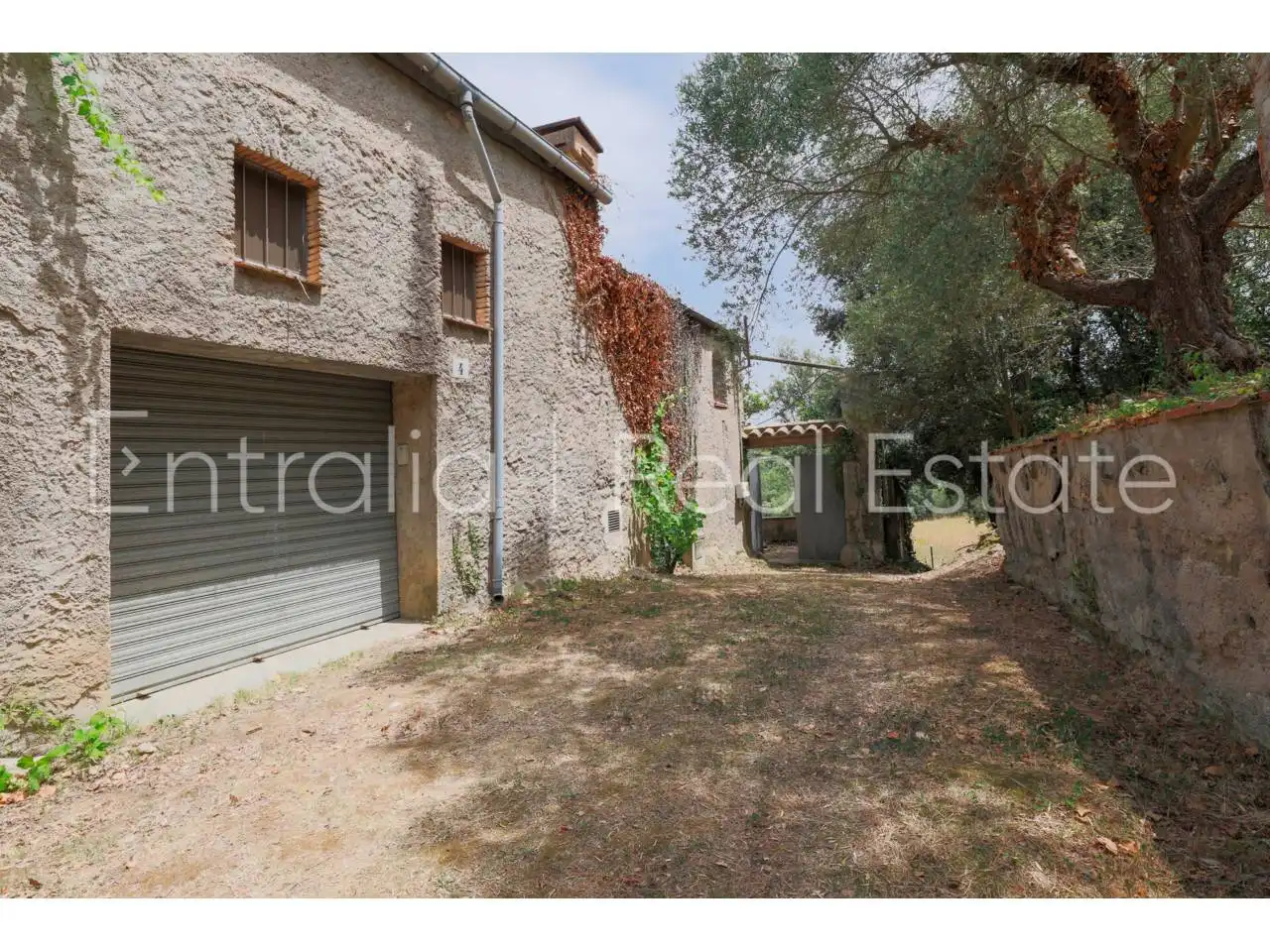 Finca rústica en venta en Celrà con Jardín privado