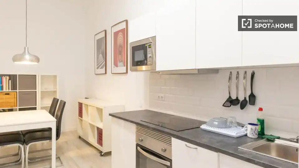 Room in San Isidro