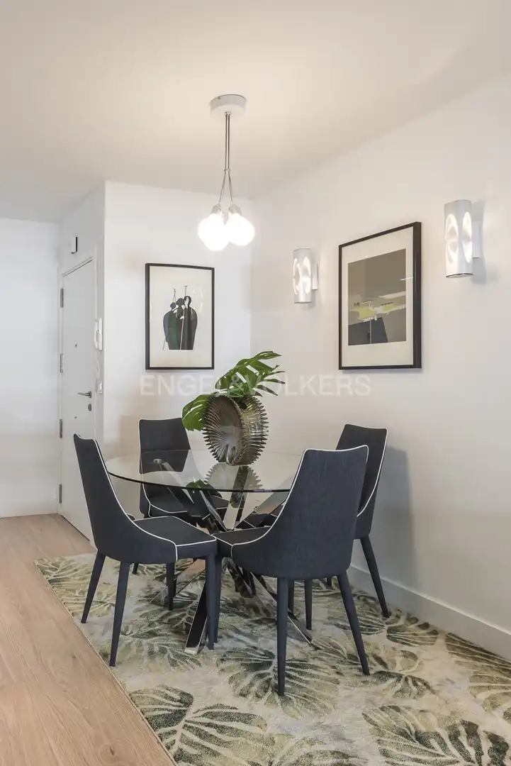 Comedor de Piso de alquiler en Madrid con Aire acondicionado, Calefacción y Amueblado