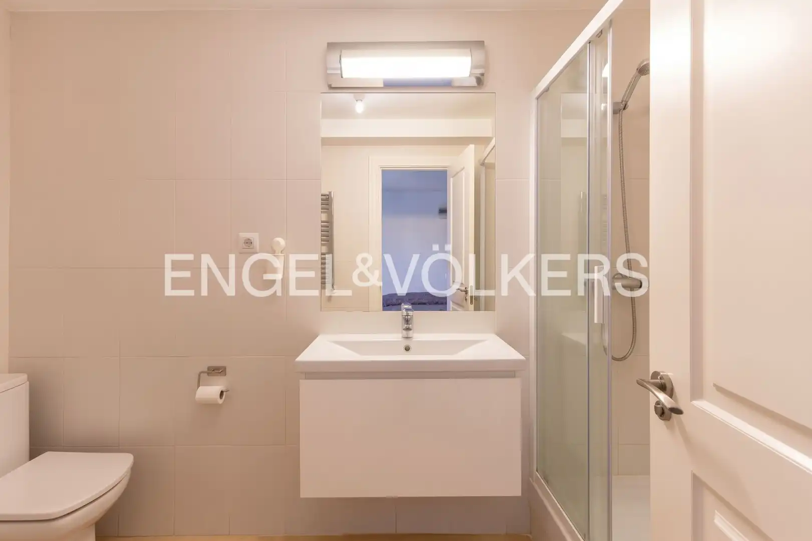 Badezimmer von Wohnung zur Miete in Centro