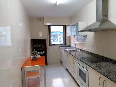 Piso con ascensor en alquiler en Avenida de Ferrol