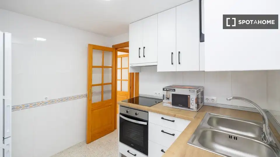 Room in Atarfe