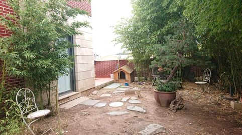 Chalet en entrena con jardin