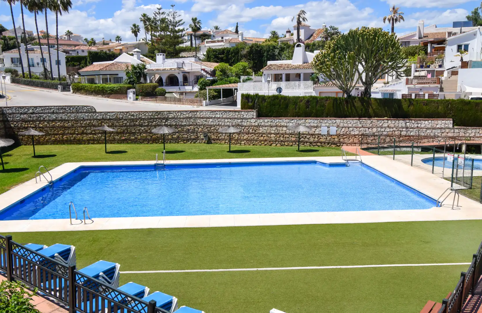 Piscina de Casa o xalet en venda en Mijas amb Aire condicionat, Jardí privat i Terrassa