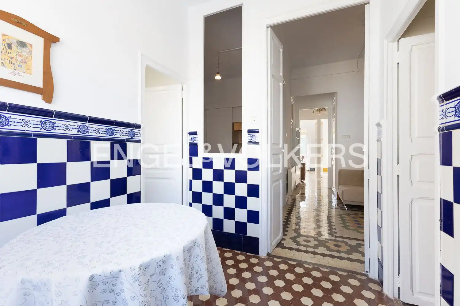 Flat for rent in Valencia  with Air Conditioner, Heating and Balcony