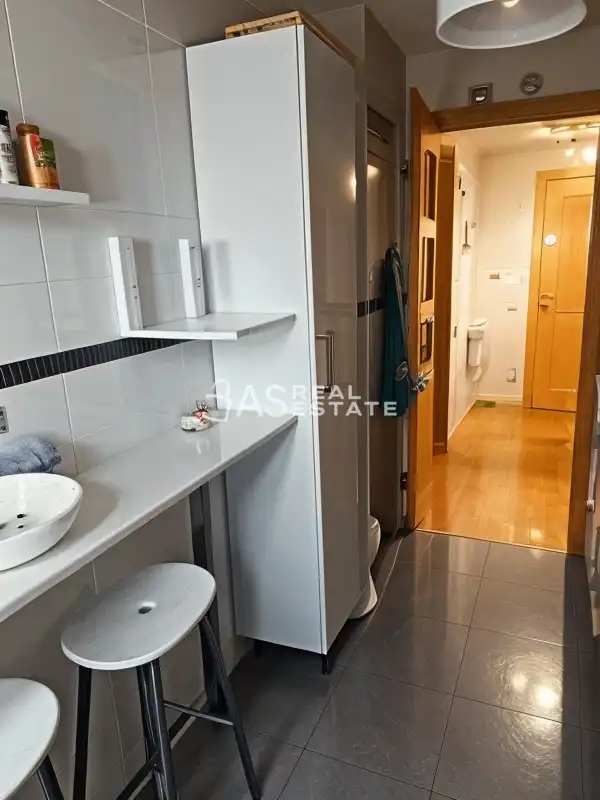 Bedroom of Flat for sale in Madrid  with Air Conditioner, Swimming Pool and Furnished