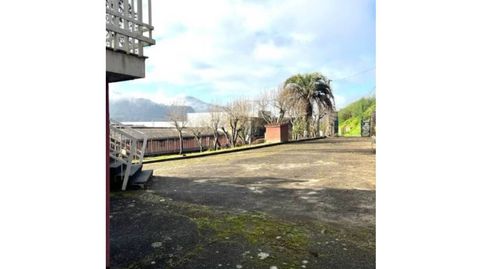 Se vende chalet en Quintela de Canedo con 2000 metros de terreno