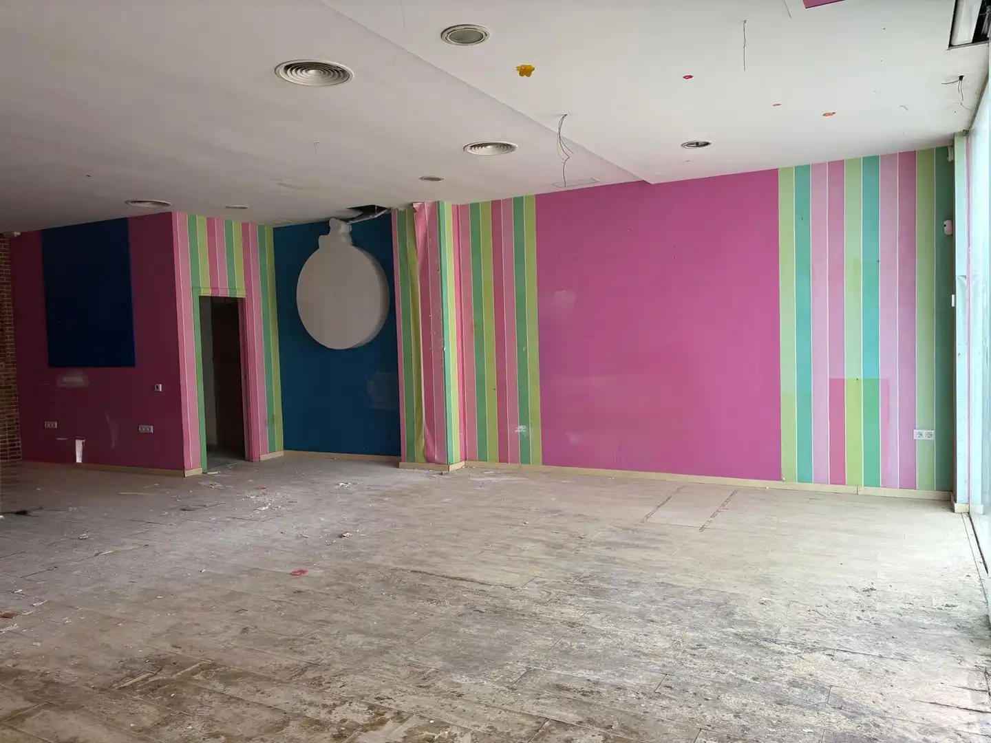 Gewerbefläche zur Miete in Calle Párroco Luciano Fernández, imagen 4