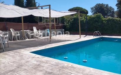 Piscina de Casa o xalet en venda en Tordera amb Calefacció, Terrassa i Piscina