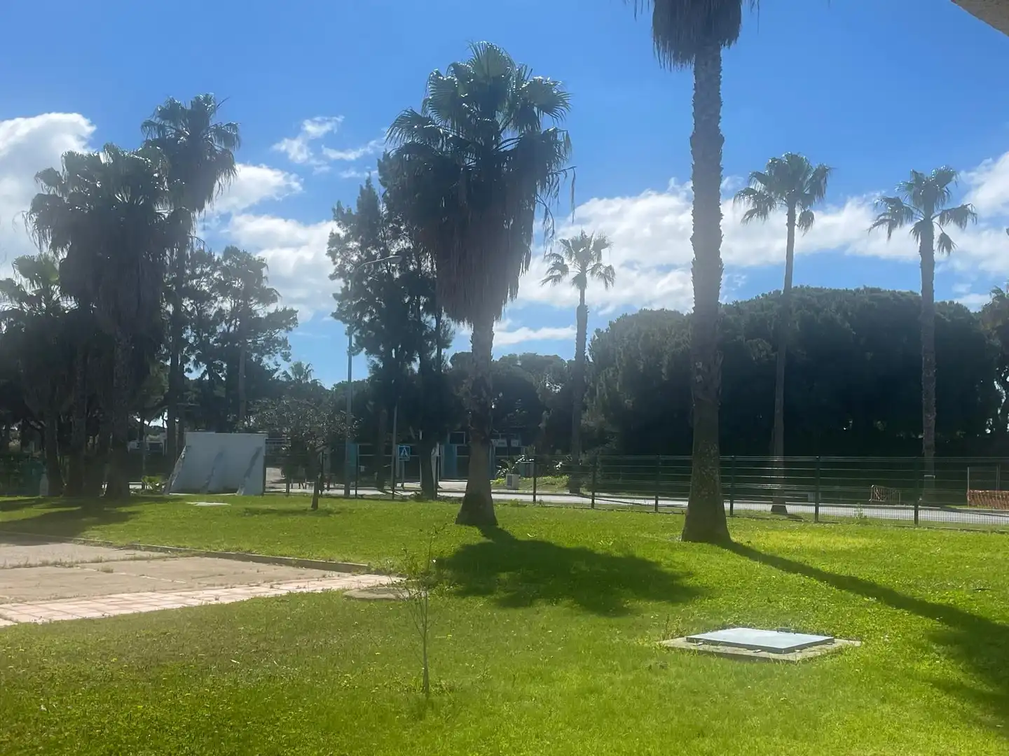Aparcament de Apartament en venda en El Portil amb Terrassa, Moblat i Piscina comunitària