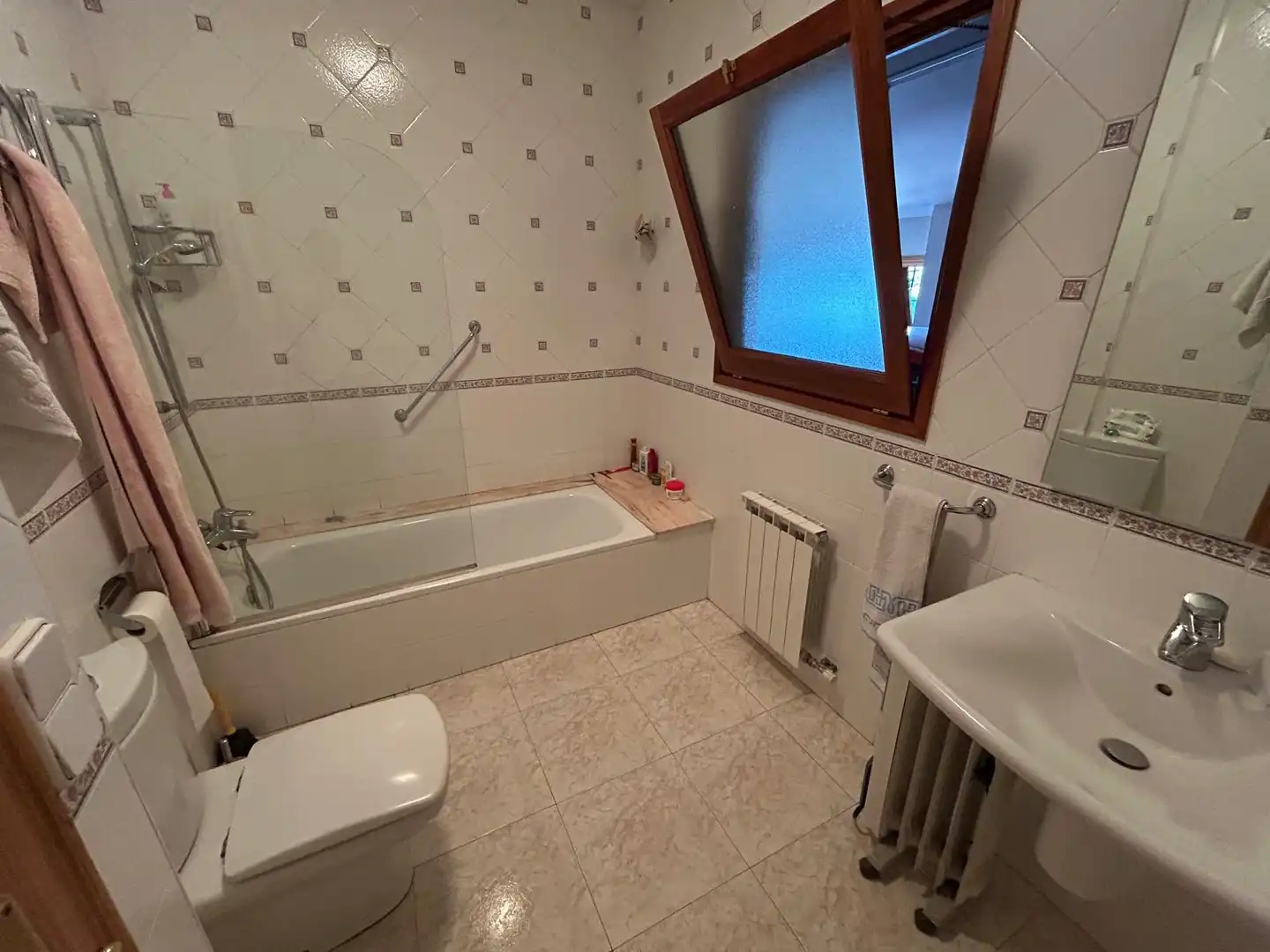 Bathroom of Houses for sale in Sant Esteve de Palautordera, Barcelona