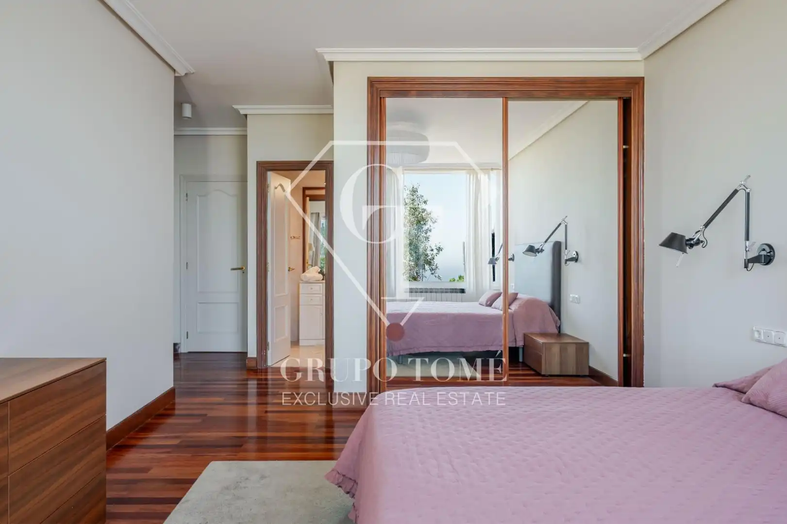 Habitación de Casa adosada en venta en Mutriku con Jardín privado, Terraza y Amueblado