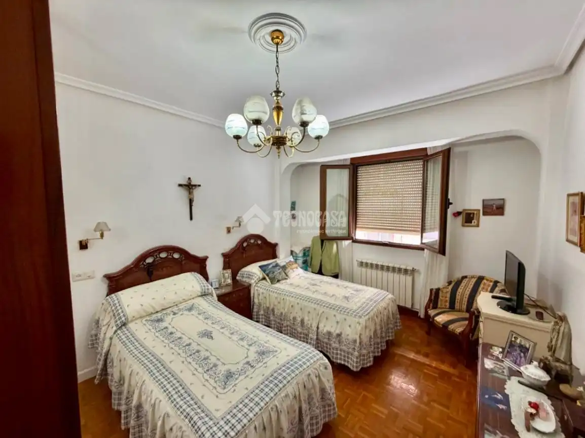 Schlafzimmer von Wohnung zum Verkauf in Santander
