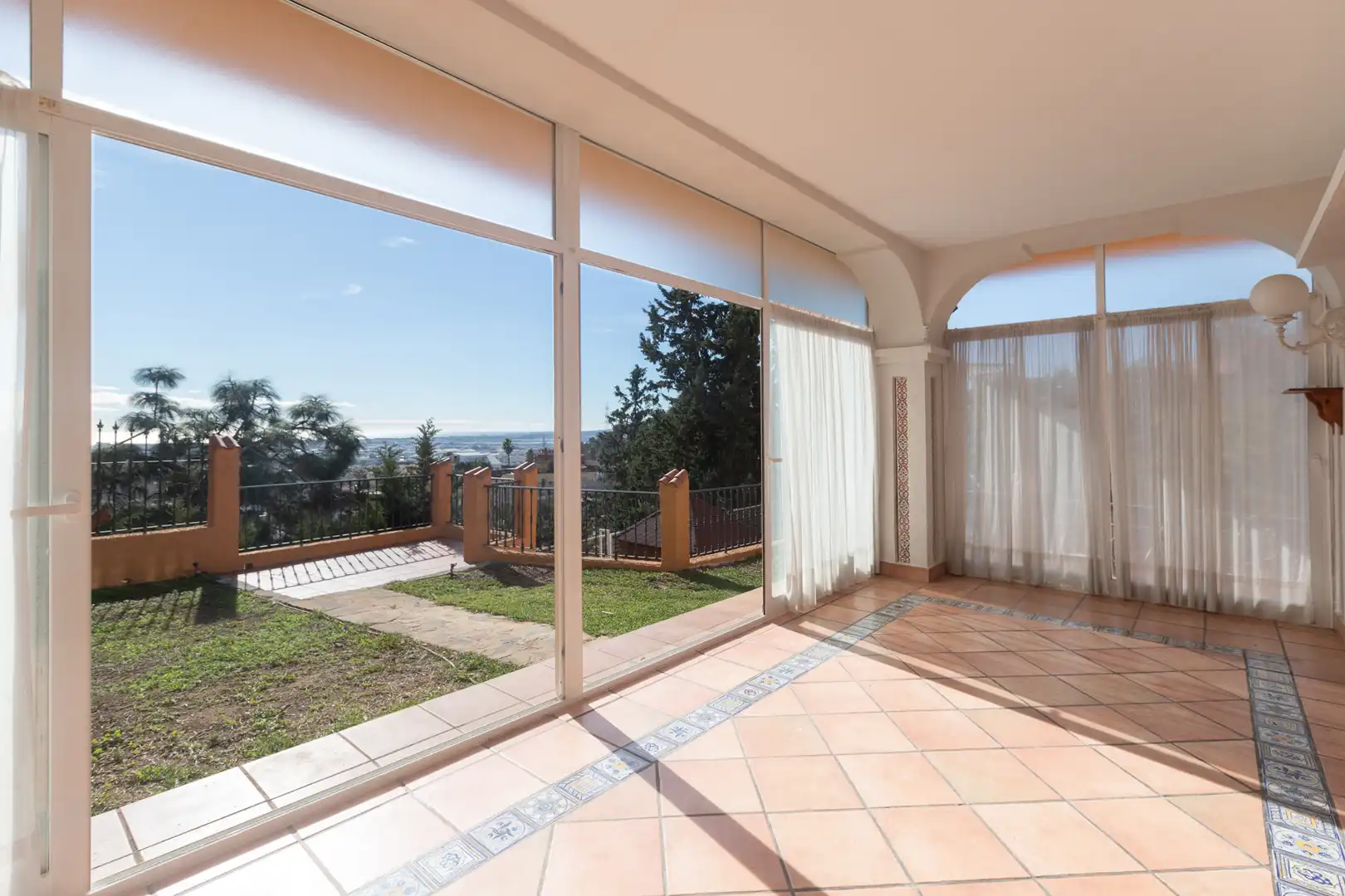 Garden of Houses for sale in Málaga  with Air Conditioner, Private garden and Terrace