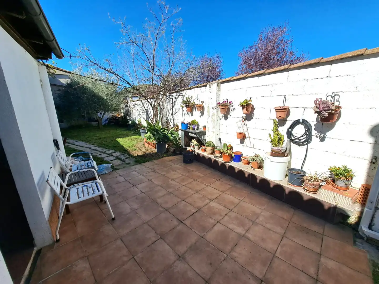 Jardí de Casa adosada en venda en Baños de Rioja amb Calefacció, Jardí privat i Terrassa