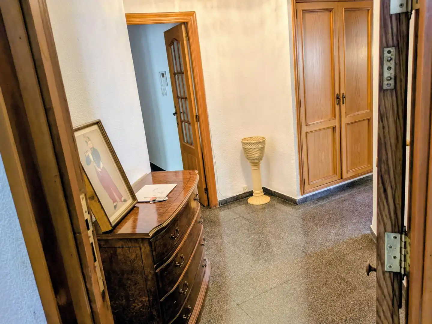 Flat with terrace for sale in Extramurs, imagen 5
