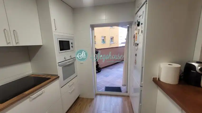 Cocina de Piso de alquiler en Segovia con Calefacción, Terraza y Amueblado