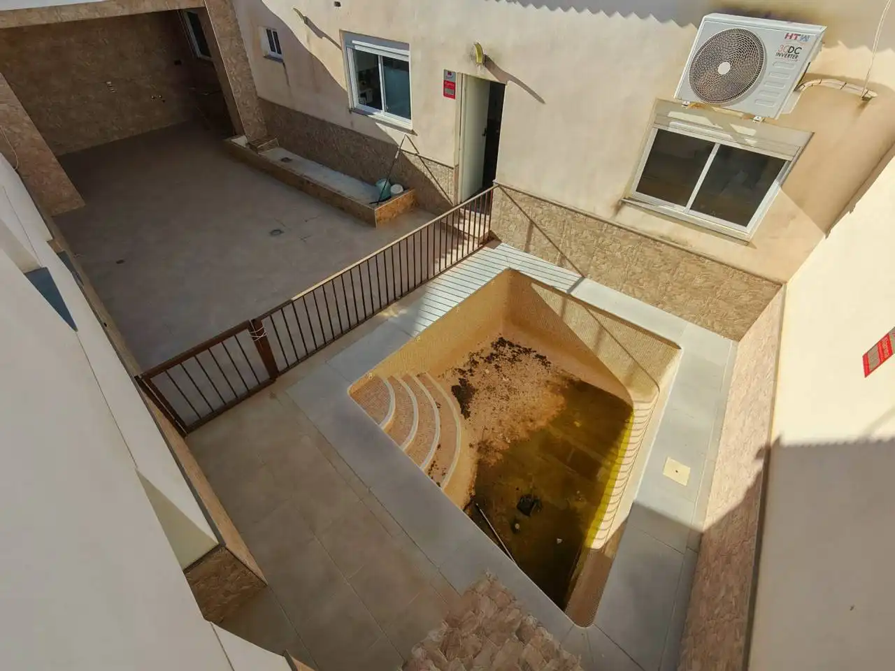 Piscina de Casa o xalet en venda en Moraleda de Zafayona amb Aire condicionat, Calefacció i Jardí privat