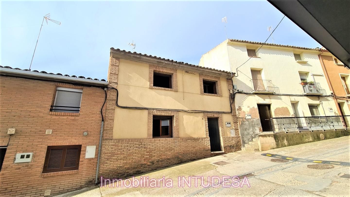 Exterior view of House or chalet for sale in Corella  with Air Conditioner, Heating and Private garden