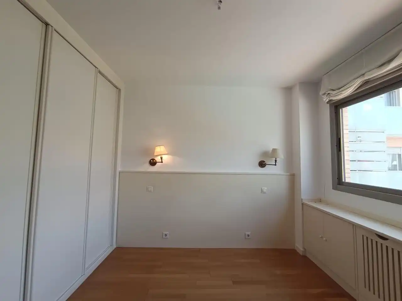 Bedroom of Flat for sale in Madrid  with Air Conditioner, Heating and Terrace