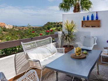 Piso con piscina en venta en Urbanización Duquesa Village