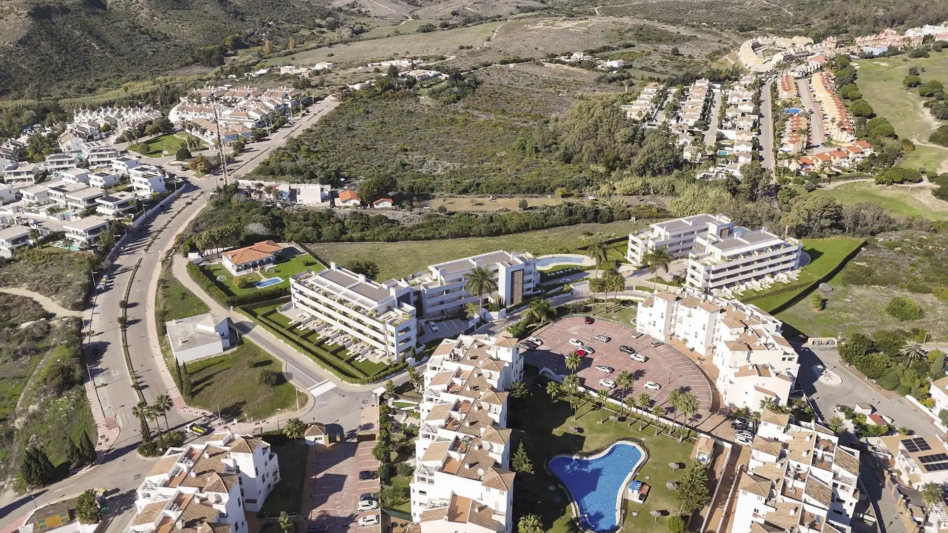 Vista exterior de Pis en venda en Manilva amb Aire condicionat, Terrassa i Piscina comunitària