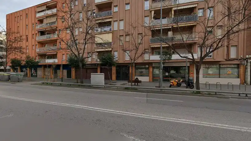 Vista exterior de Pis en venda en Barberà del Vallès