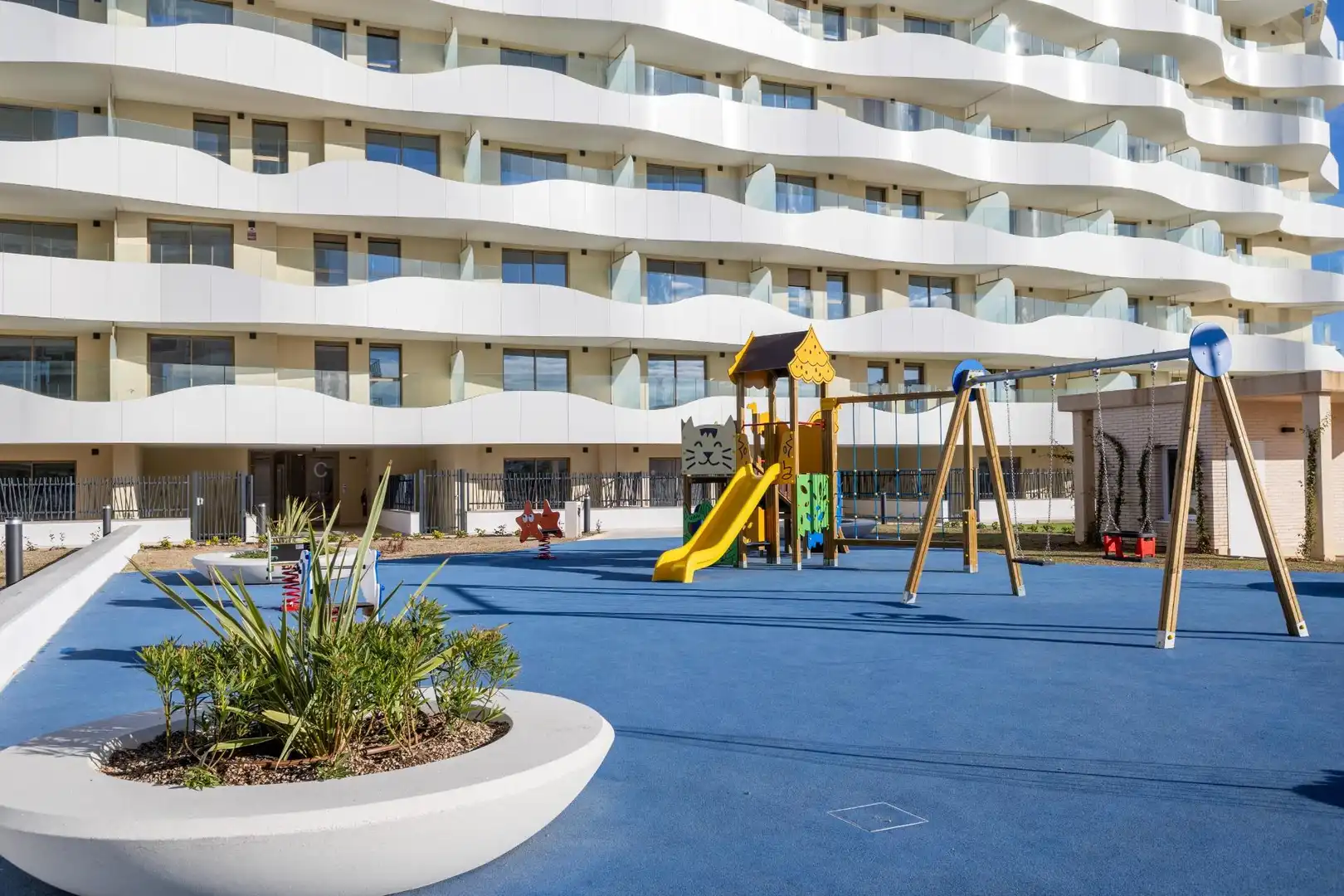 Terraza de Apartamento en venta en El Puig de Santa Maria con Aire acondicionado, Calefacción y Amueblado