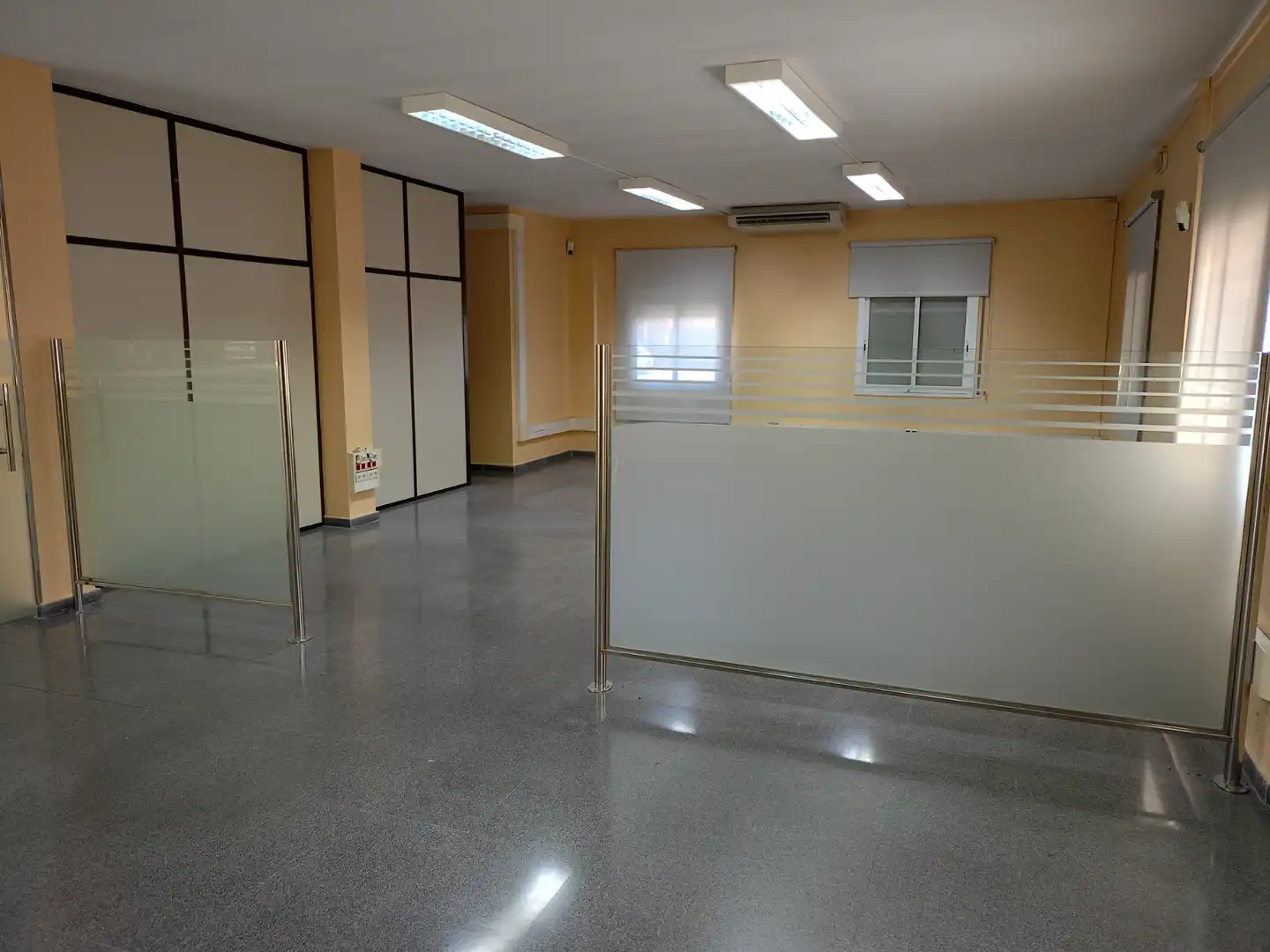 Local comercial de lloguer a Parets del Vallès, imagen 2