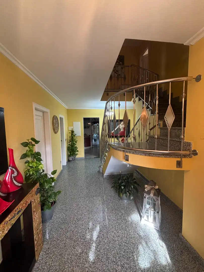 Casa o chalet en venta en Santiago de Compostela  con Calefacción, Jardín privado y Parquet
