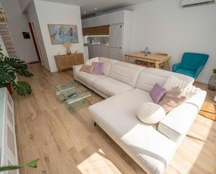 Sala d'estar de Casa o xalet en venda en  Córdoba Capital amb Moblat