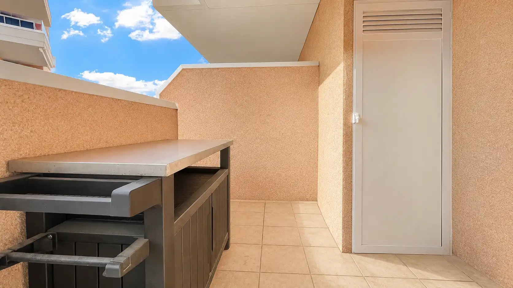 Terrassa de Apartament en venda en Guardamar del Segura amb Aire condicionat, Piscina i Forn