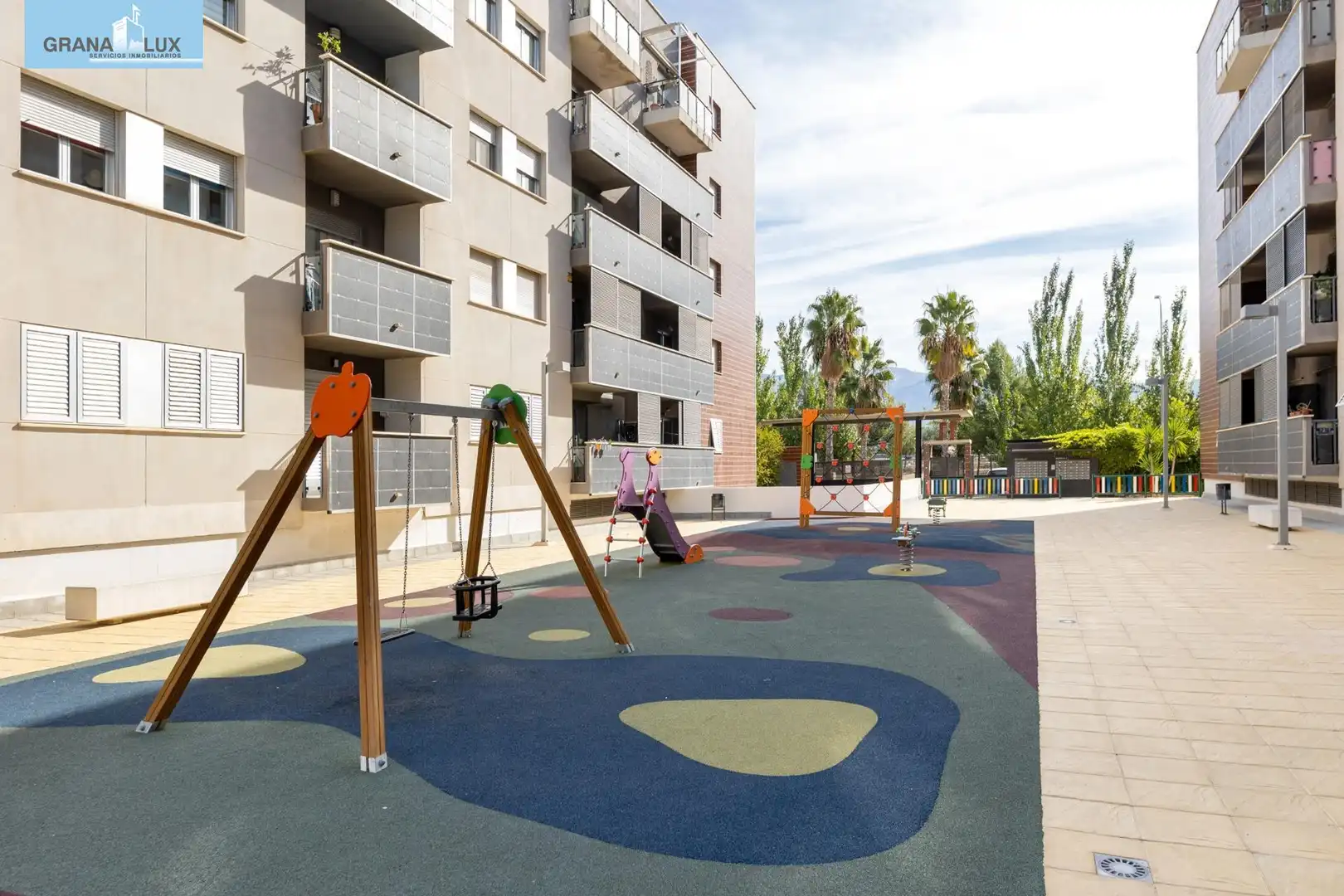 Terraza de Piso en venta en Alhendín con Aire acondicionado, Terraza y Piscina comunitaria