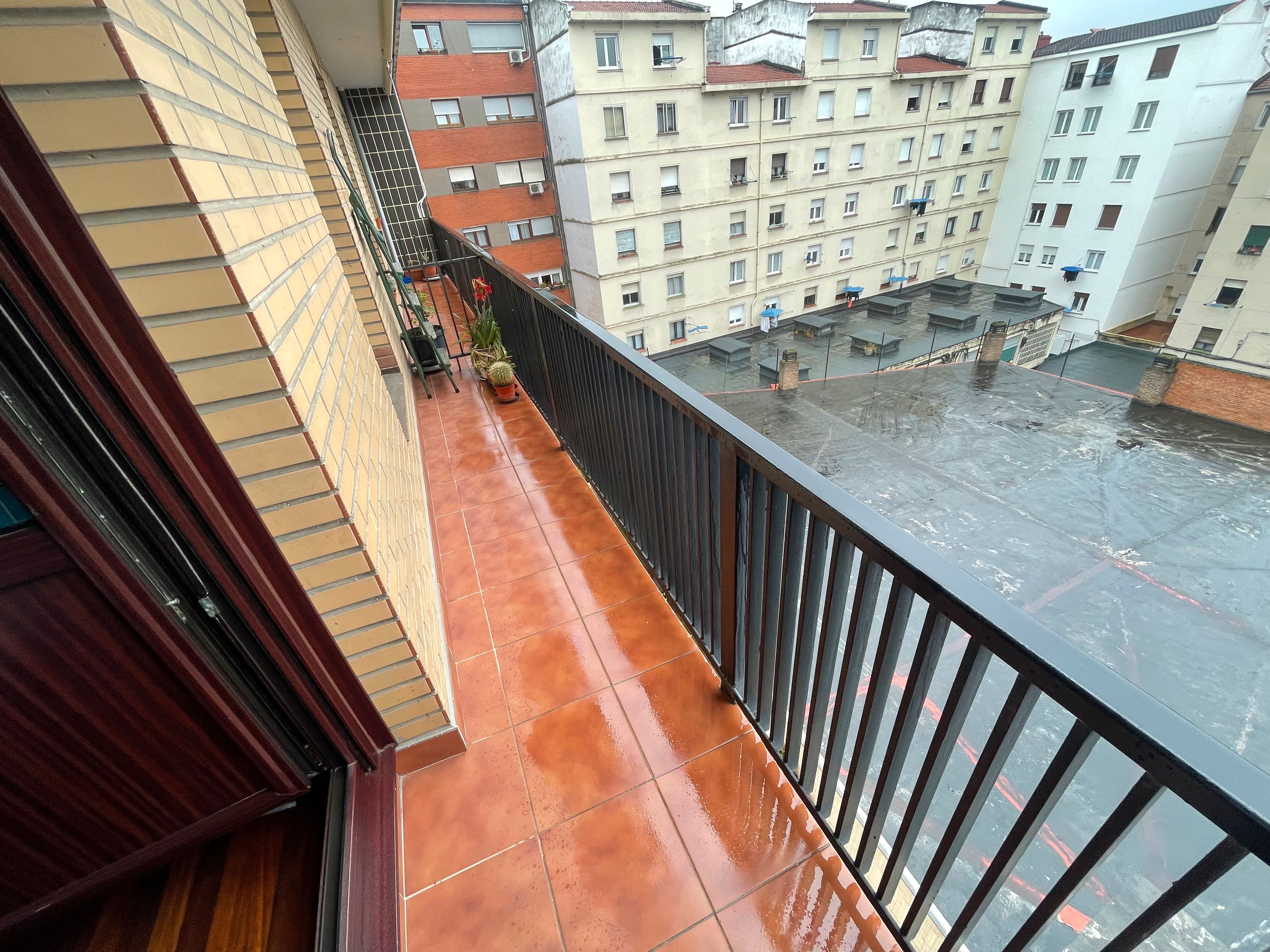 Balcony of Flat to rent in Bilbao   with Balcony
