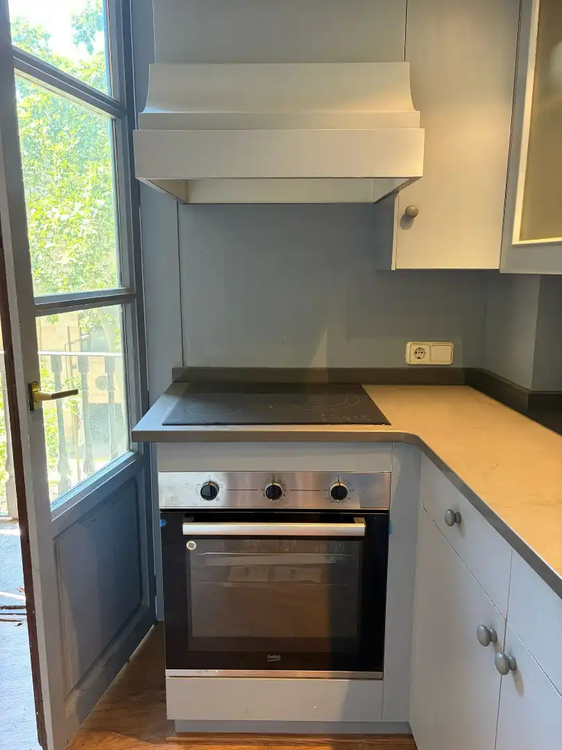 Cocina de Piso en venta en Barcelona con Aire acondicionado, Calefacción y Amueblado